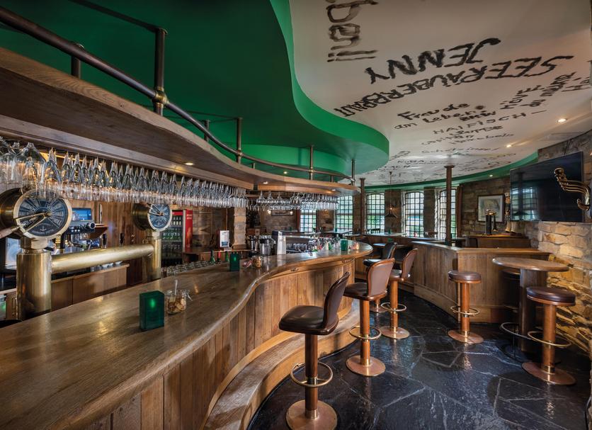 Bar Photo