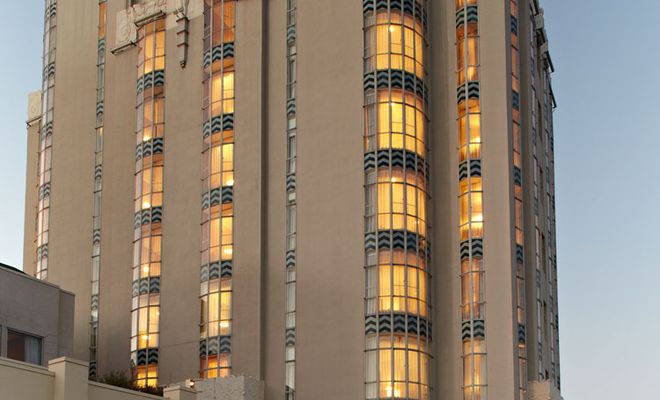 Sunset Tower Hotel