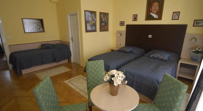 The Movie Hotel - Zagreb - Bedroom