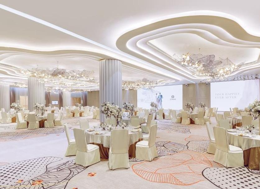 Banquet hall Photo